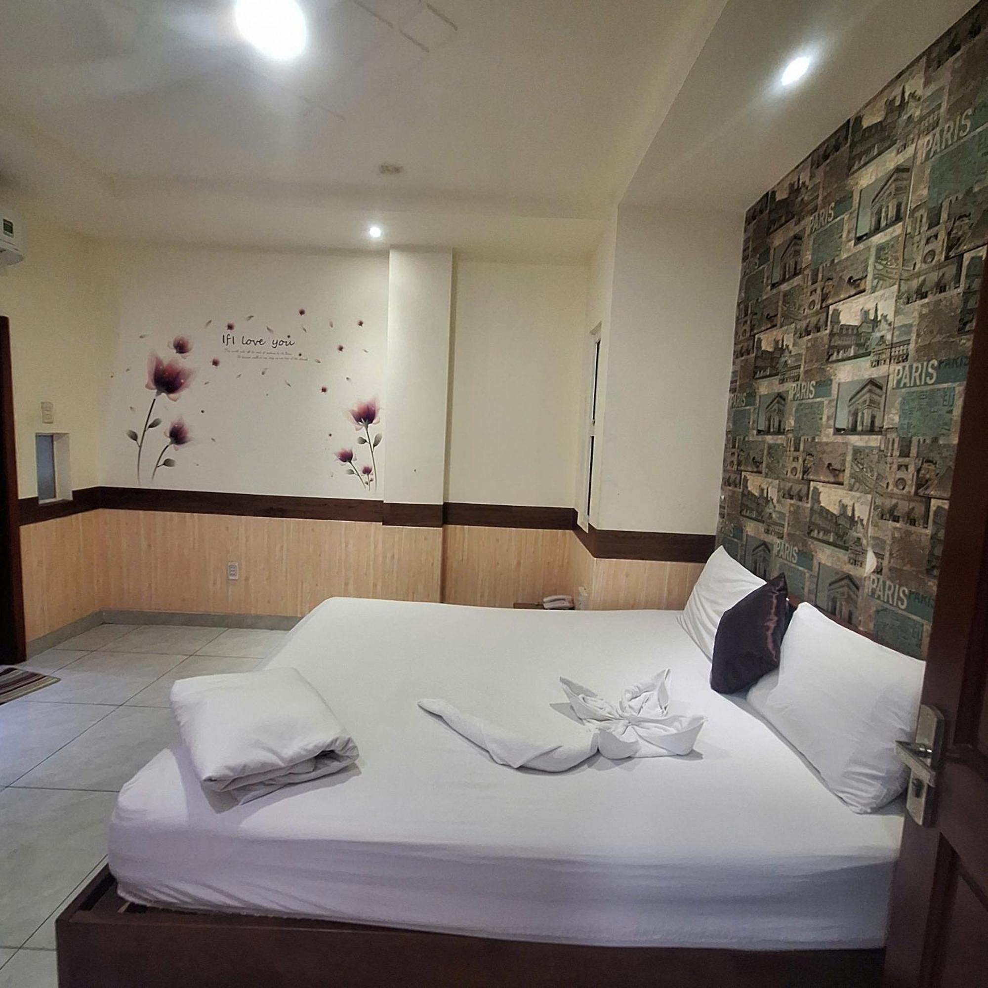 Hotel Damry *