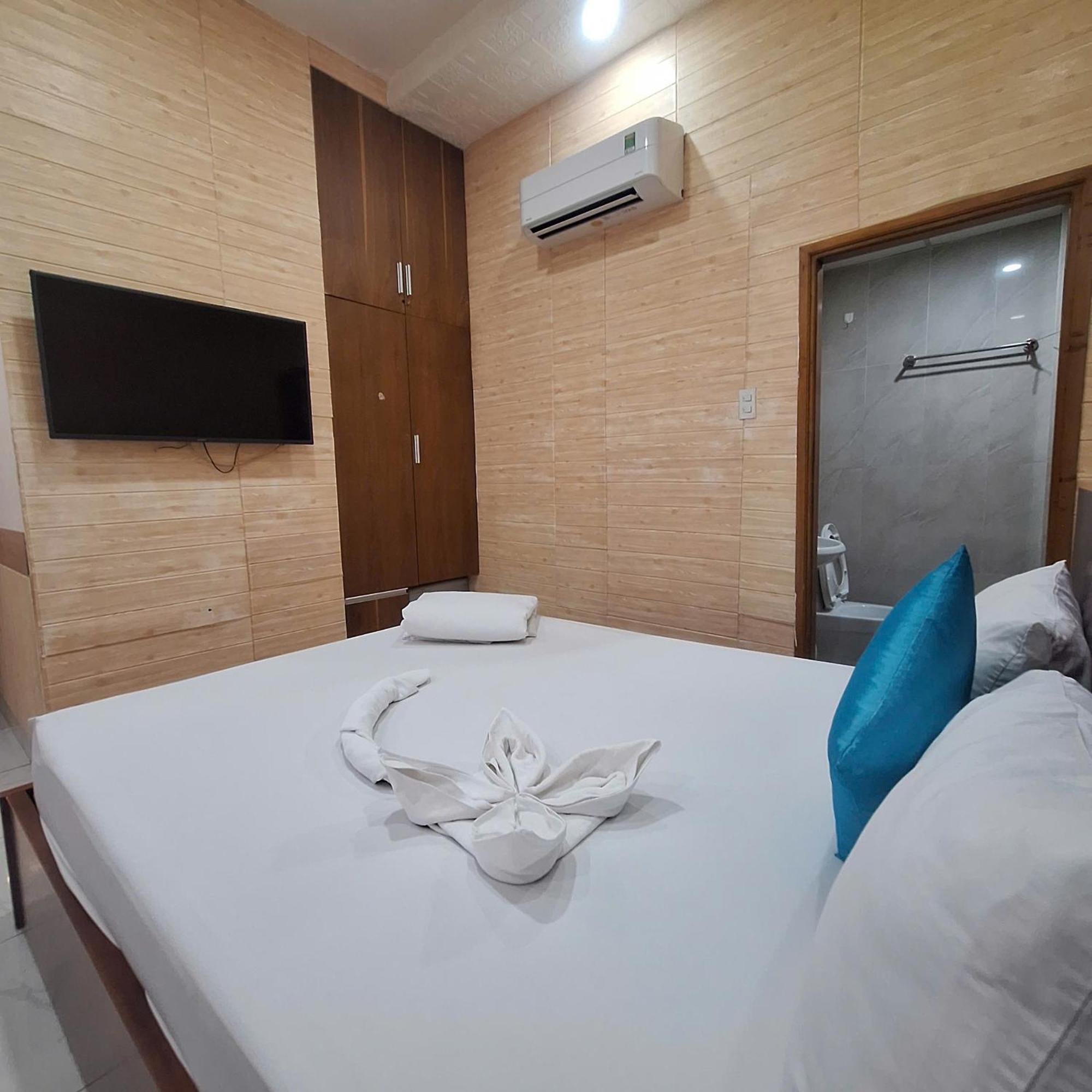 Damry Hotel *